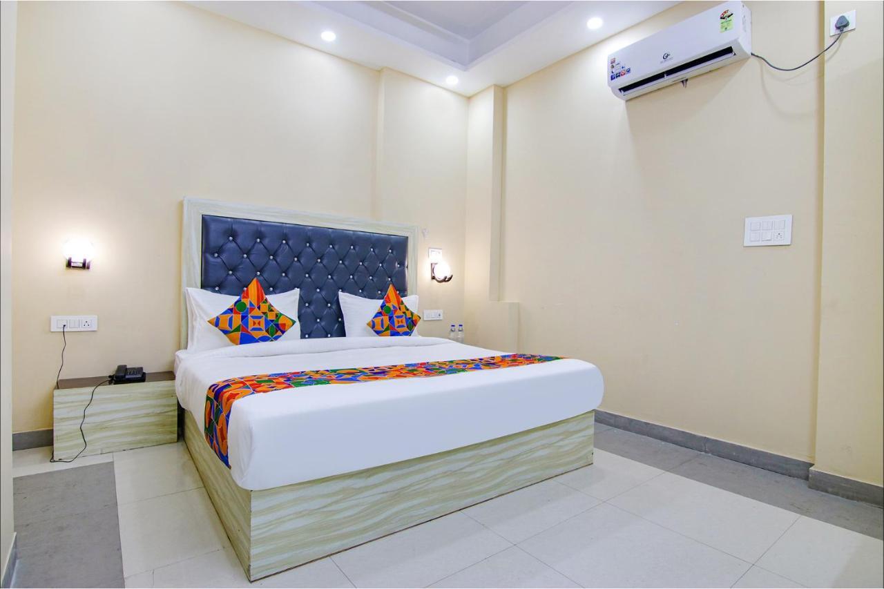 Fabhotel Ashok Vihar - Nr North Campus, Delhi University New Delhi Exteriör bild