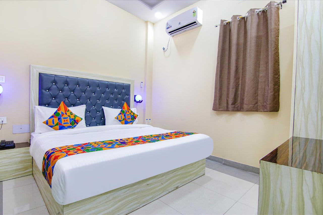 Fabhotel Ashok Vihar - Nr North Campus, Delhi University New Delhi Exteriör bild