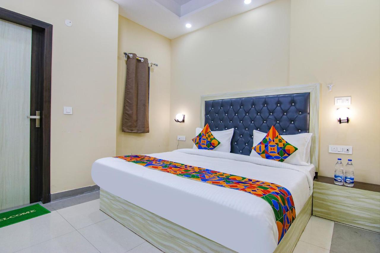 Fabhotel Ashok Vihar - Nr North Campus, Delhi University New Delhi Exteriör bild