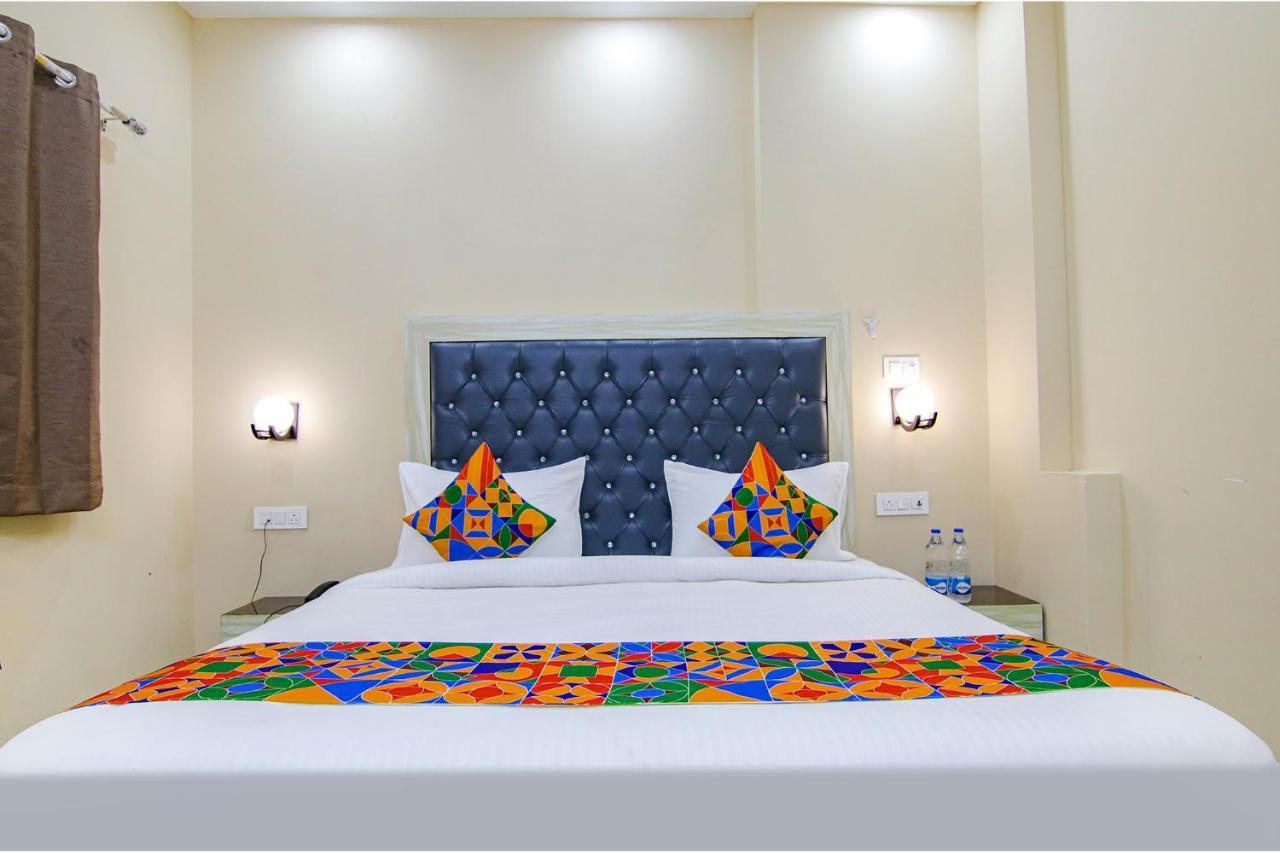 Fabhotel Ashok Vihar - Nr North Campus, Delhi University New Delhi Exteriör bild