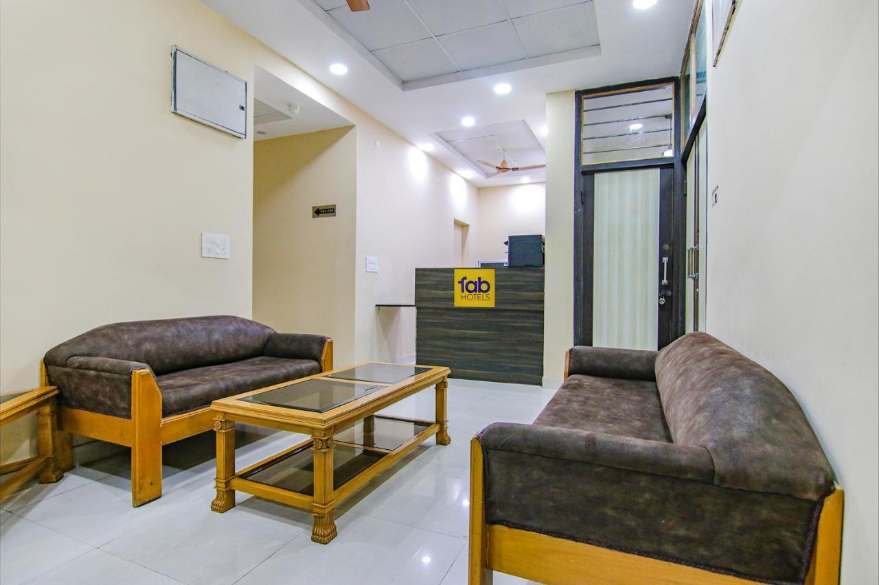 Fabhotel Ashok Vihar - Nr North Campus, Delhi University New Delhi Exteriör bild